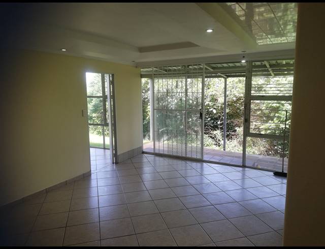 13 BEDROOM HOUSE FOR SALE IN BLUFF